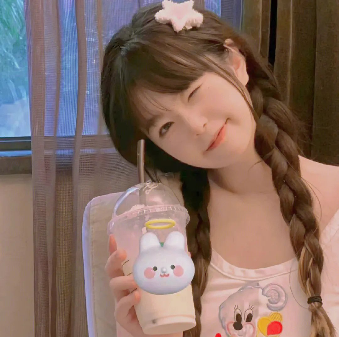 爱君如梦